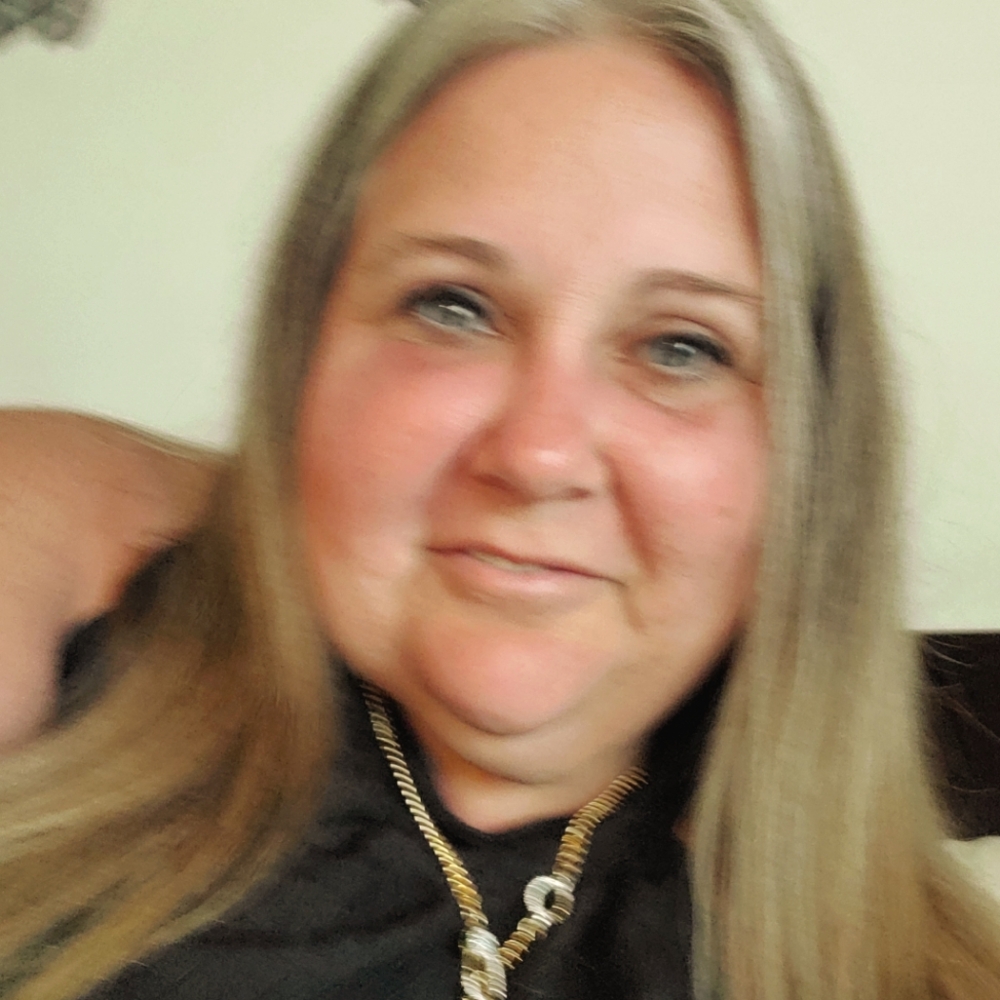 Meet your Posher, Teresa